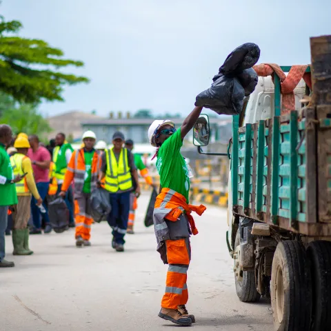 Clean Up Exercise by Lafarge Africa